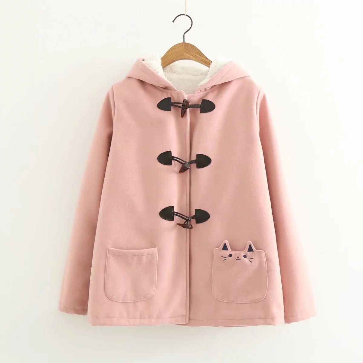 Horn button plus fleece coat