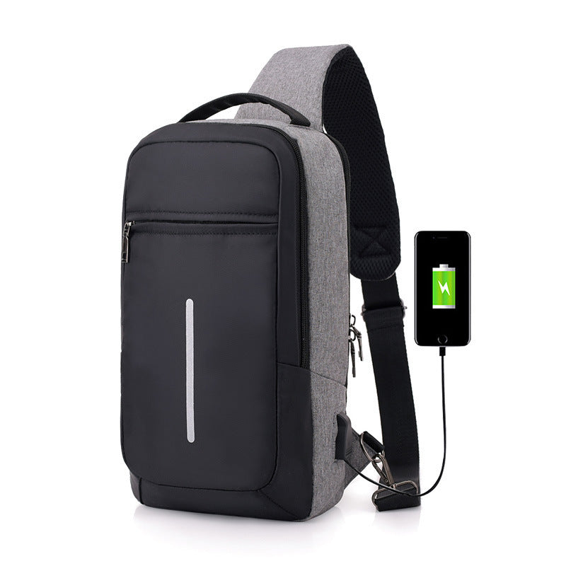 Smart & Sicher: Brusttasche mit USB-Ladefunktion