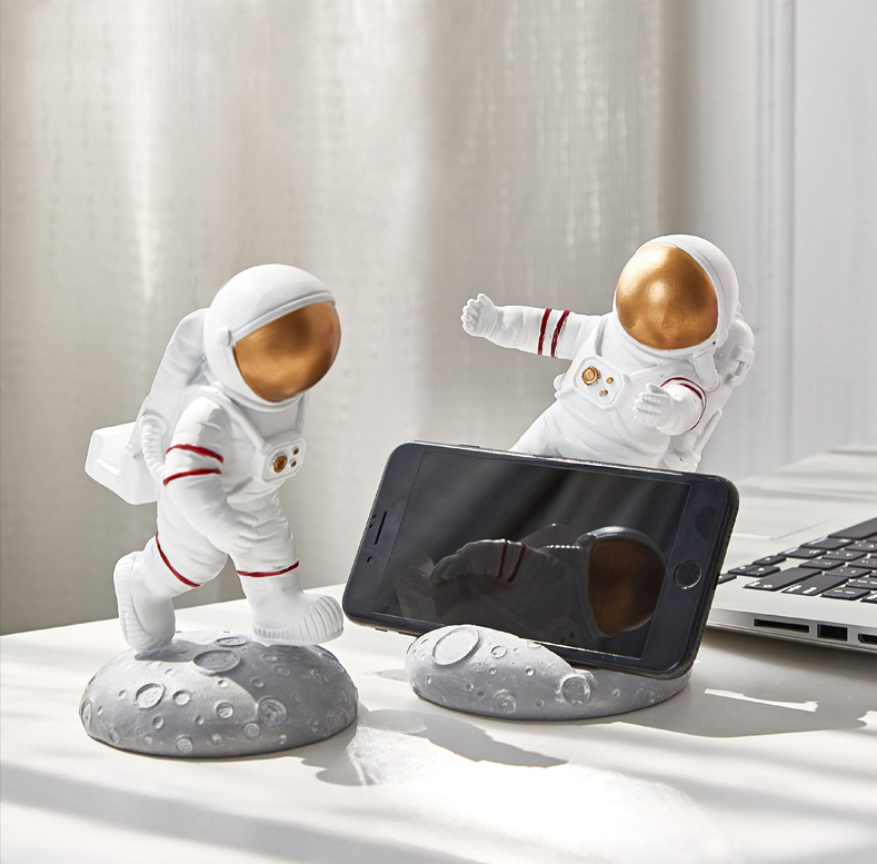 Astronaut Love Piece