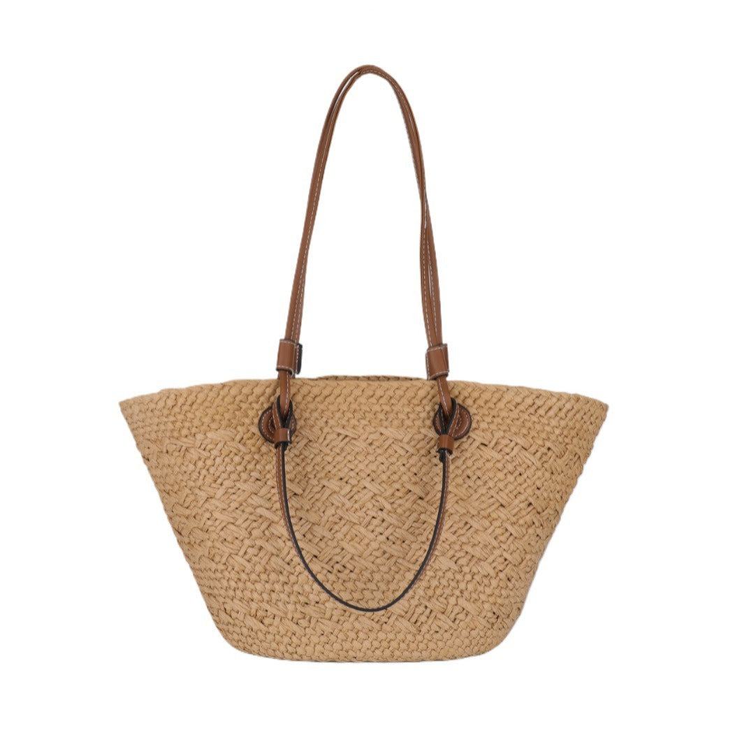 Gewebte Strandtasche im Korbdesign