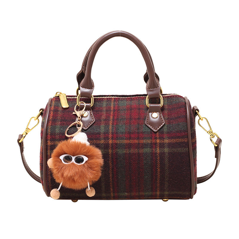 Karo Tasche Millennials