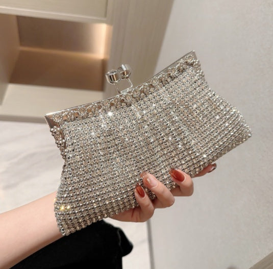 Wasser Diamant Clutch