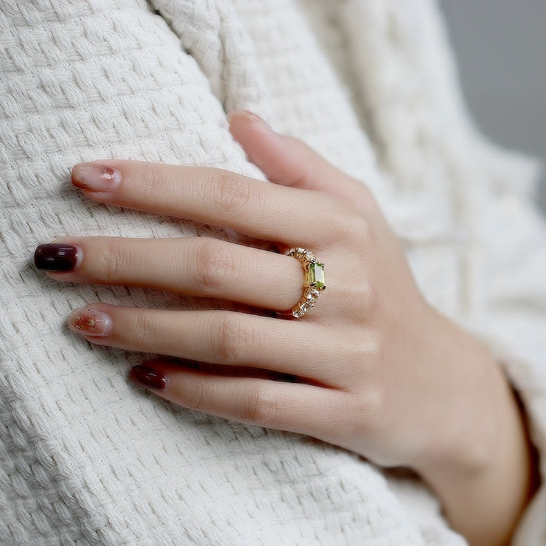 S925 Silberring mit K-Gold-Veredelung und grünem Olivin